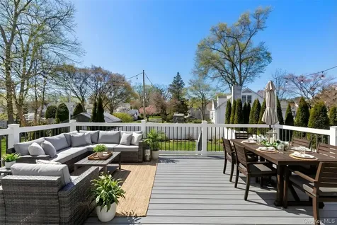 4 W Glen Avenue Port Chester NY 10573