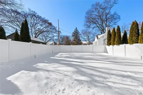 4 W Glen Avenue Port Chester NY 10573