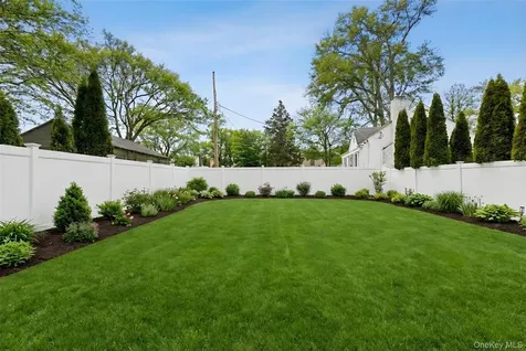 4 W Glen Avenue Port Chester NY 10573