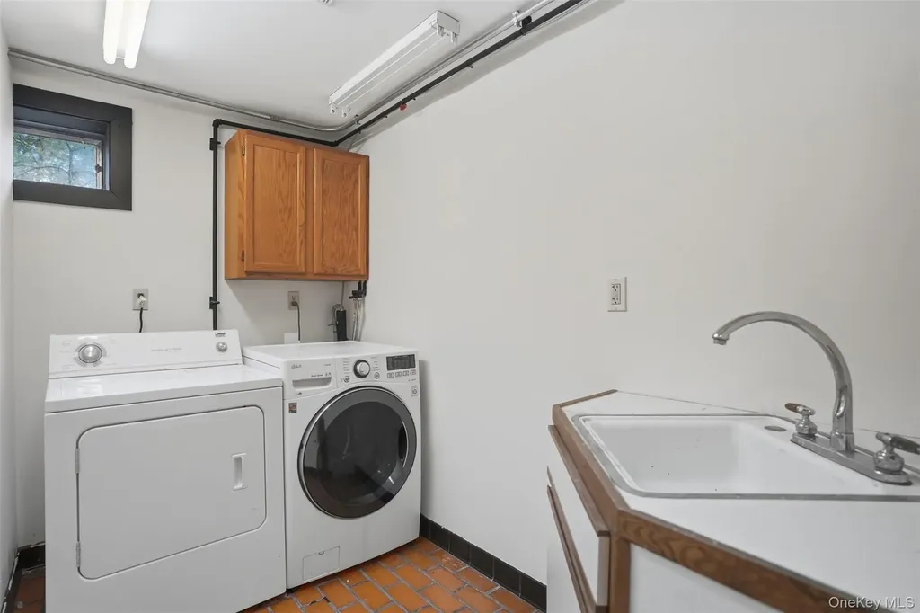 374 Marcott Road Cottekill NY 12419
