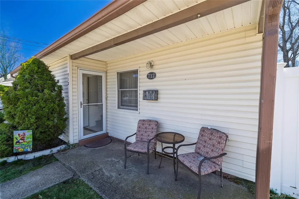 712 Nightingale Road West Hempstead NY 11552