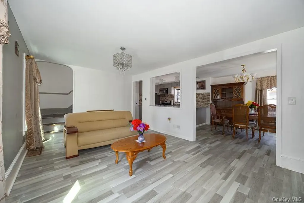 88 Innis Avenue Poughkeepsie NY 12601