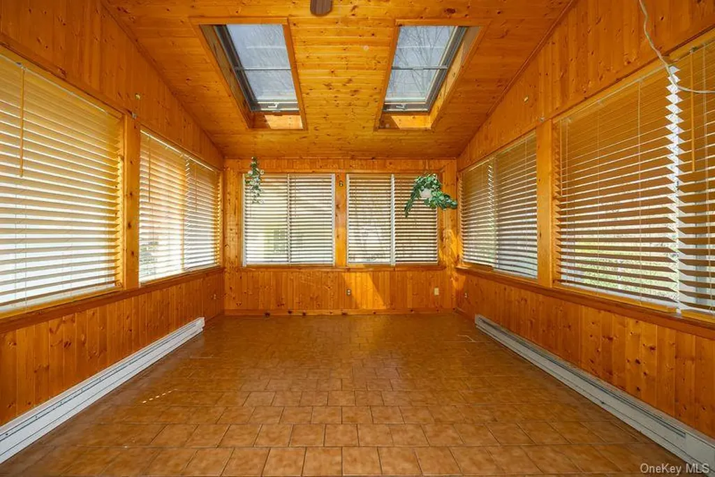 88 Innis Avenue Poughkeepsie NY 12601