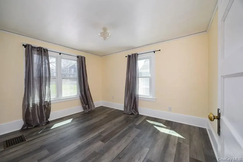 88 Innis Avenue Poughkeepsie NY 12601