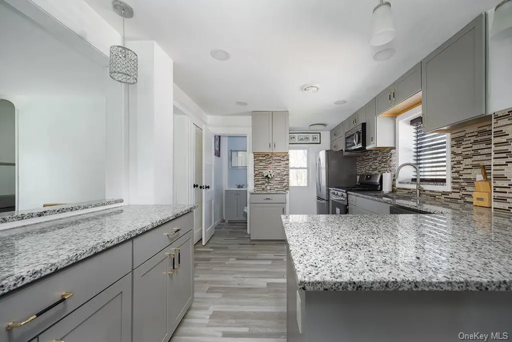 88 Innis Avenue Poughkeepsie NY 12601