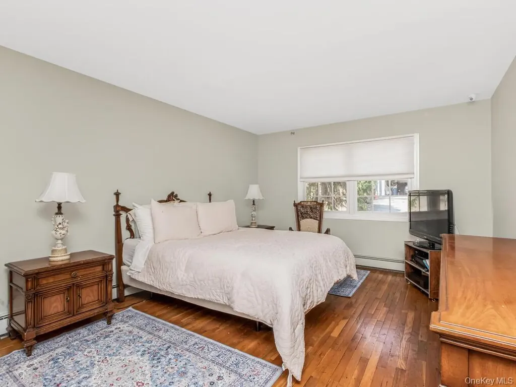 91 Edgecliff Terrace Yonkers NY 10705