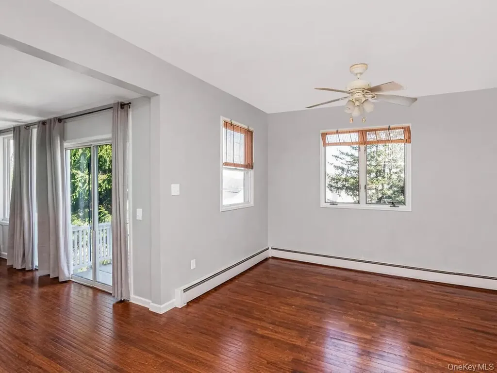 91 Edgecliff Terrace Yonkers NY 10705