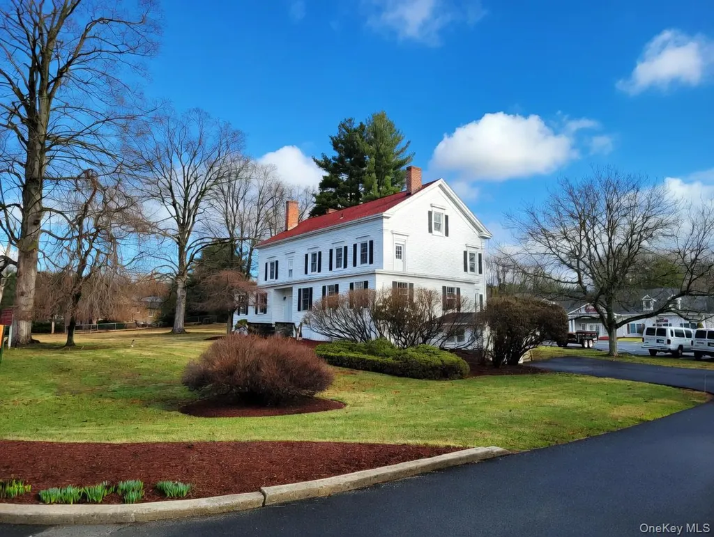 22 Sarah Wells Trail Campbell Hall NY 10916