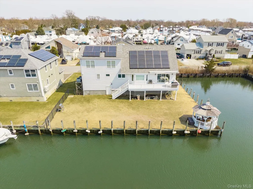 10 Delta Road Massapequa NY 11758