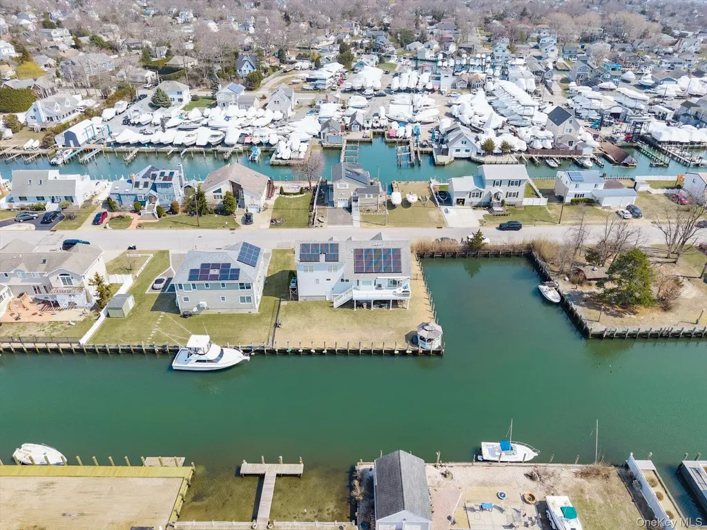 10 Delta Road Massapequa NY 11758