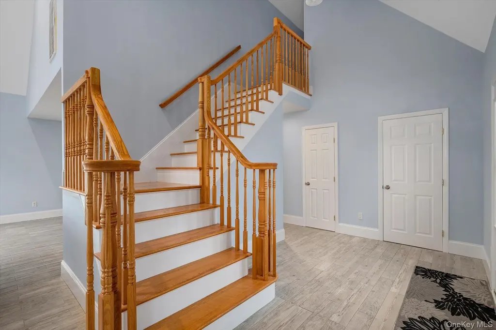 10 Delta Road Massapequa NY 11758