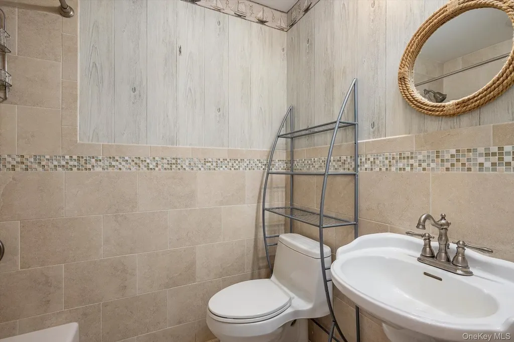 10 Delta Road Massapequa NY 11758