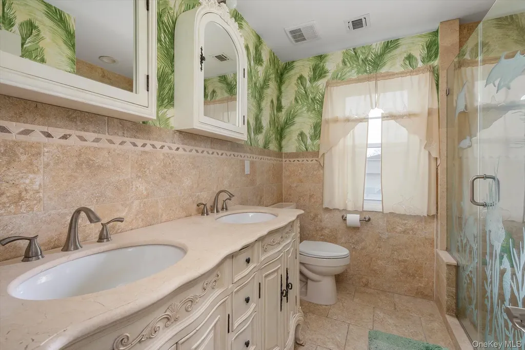 10 Delta Road Massapequa NY 11758