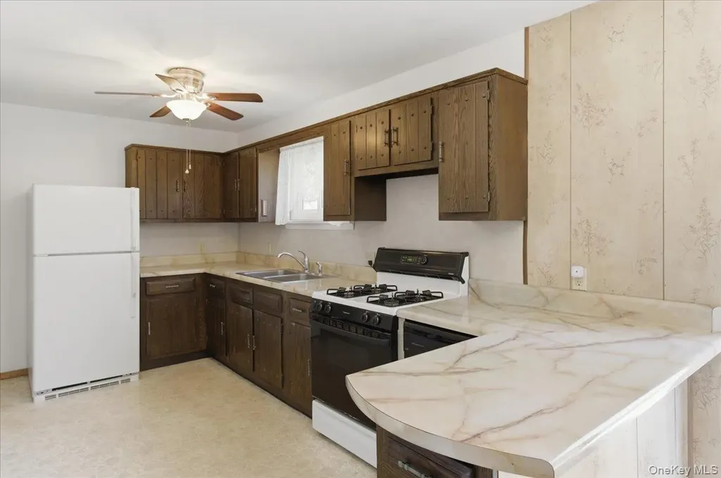 84 Orchard Drive Cairo NY 12451