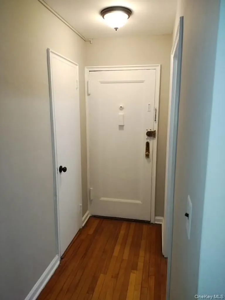 320 S Broadway Tarrytown NY 10591