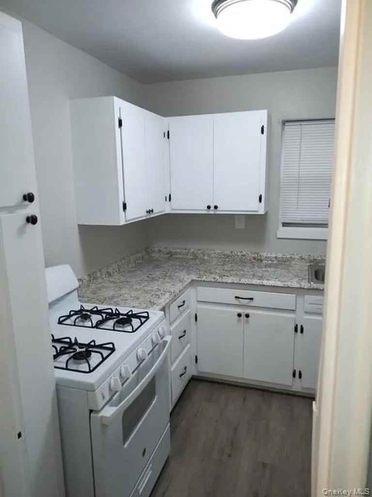 320 S Broadway Tarrytown NY 10591