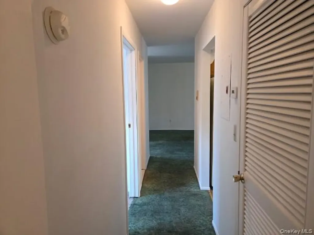 448 Somerset Drive Pearl River NY 10965