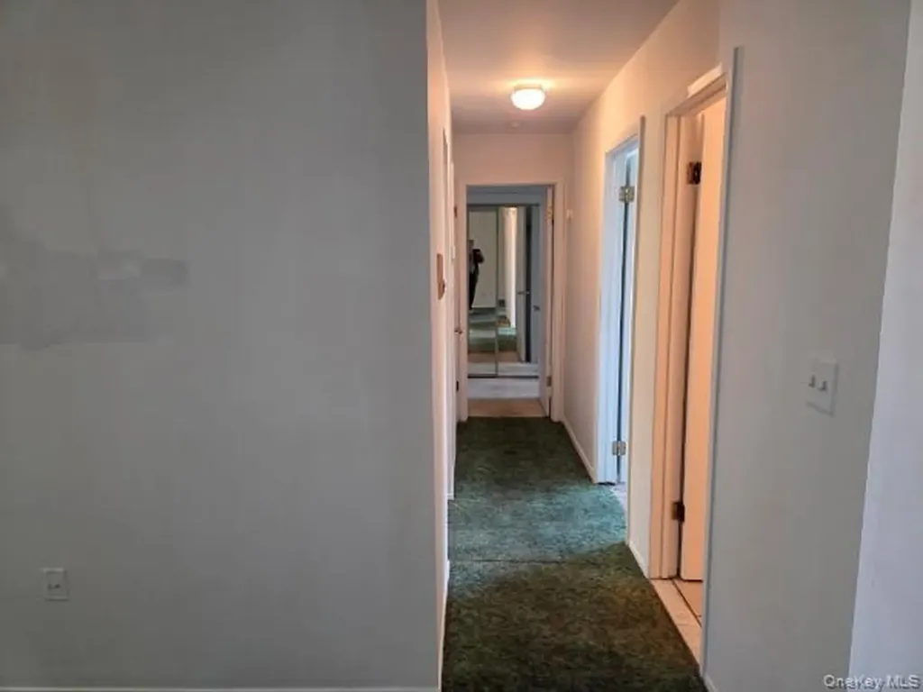 448 Somerset Drive Pearl River NY 10965