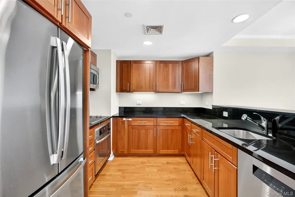 225 Stanley Avenue Mamaroneck NY 10543