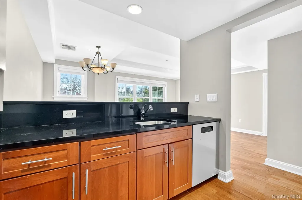 225 Stanley Avenue Mamaroneck NY 10543
