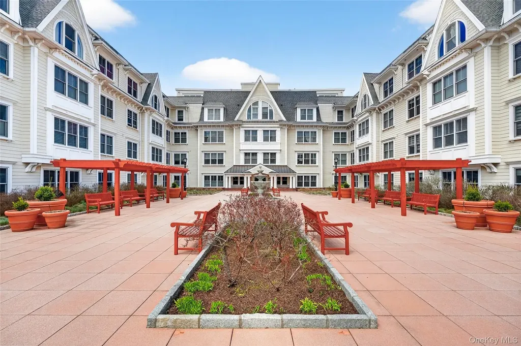 225 Stanley Avenue Mamaroneck NY 10543