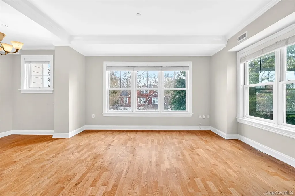 225 Stanley Avenue Mamaroneck NY 10543