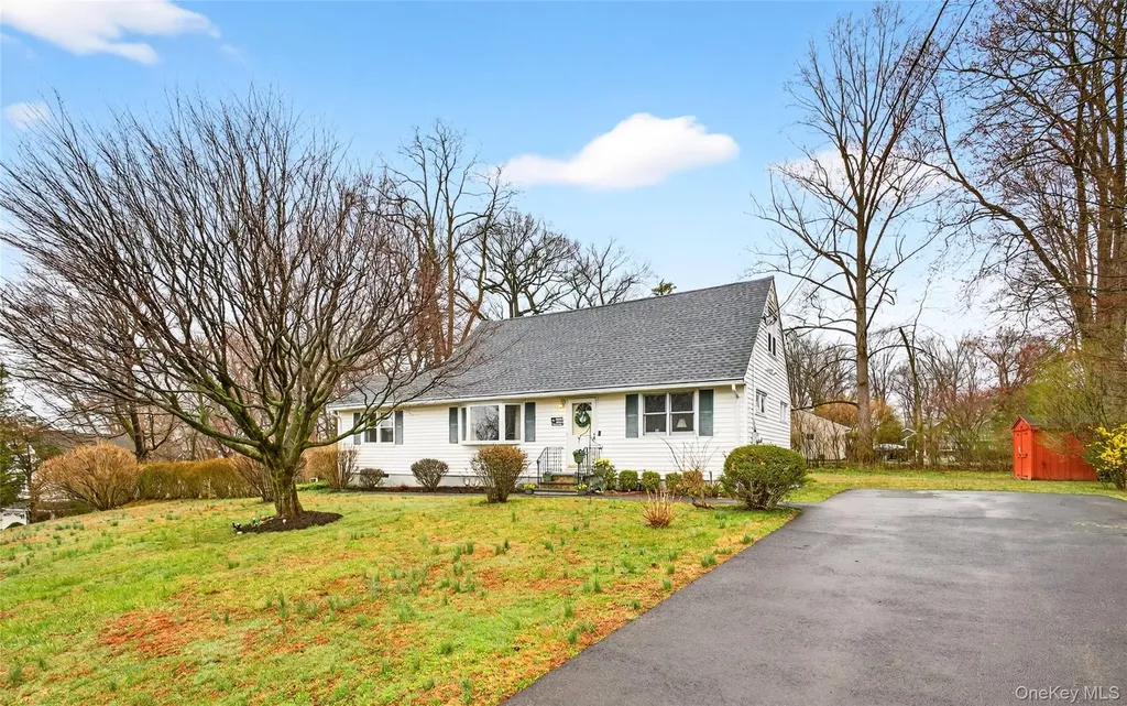 107 Whittier Drive Thornwood NY 10594