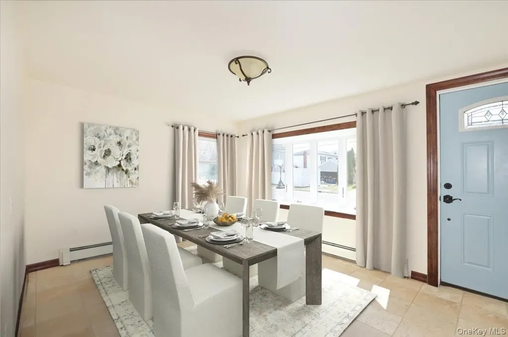 9 Cabot Road W Massapequa NY 11758