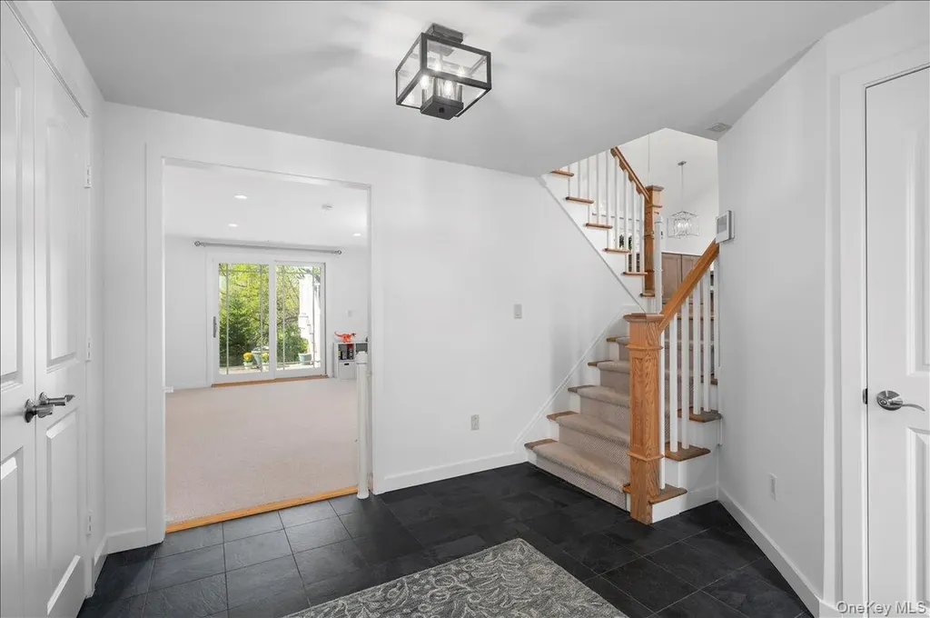 8 Fairlawn Parkway Rye Brook NY 10573