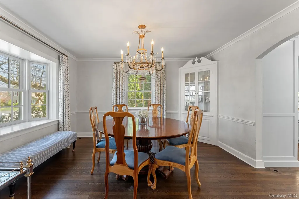 44 Sprague Road Scarsdale NY 10583