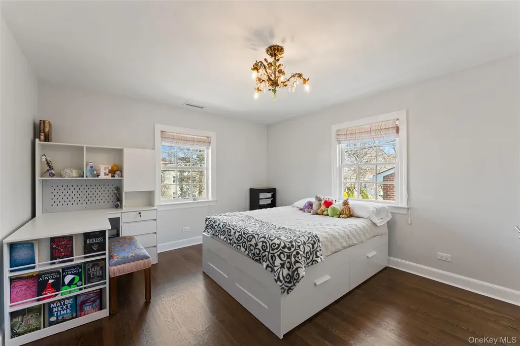 44 Sprague Road Scarsdale NY 10583