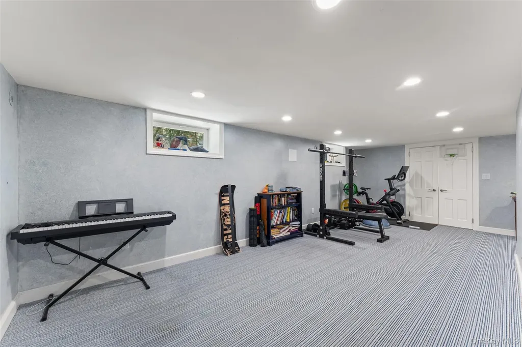 44 Sprague Road Scarsdale NY 10583