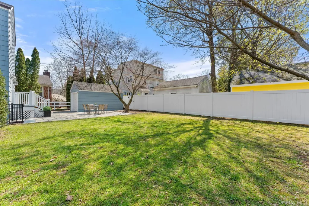 44 Sprague Road Scarsdale NY 10583