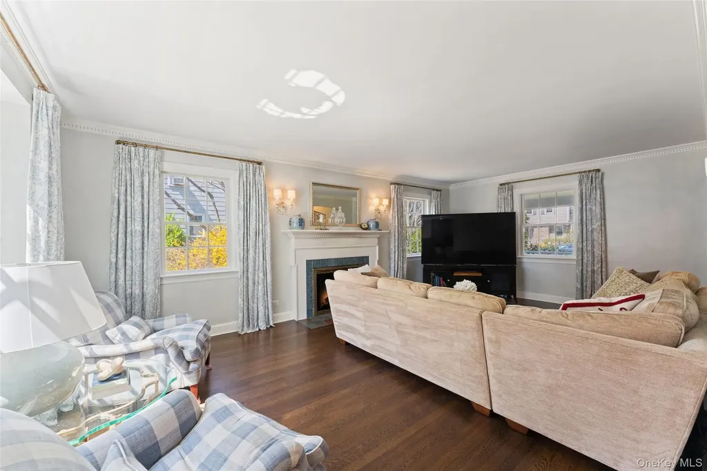 44 Sprague Road Scarsdale NY 10583