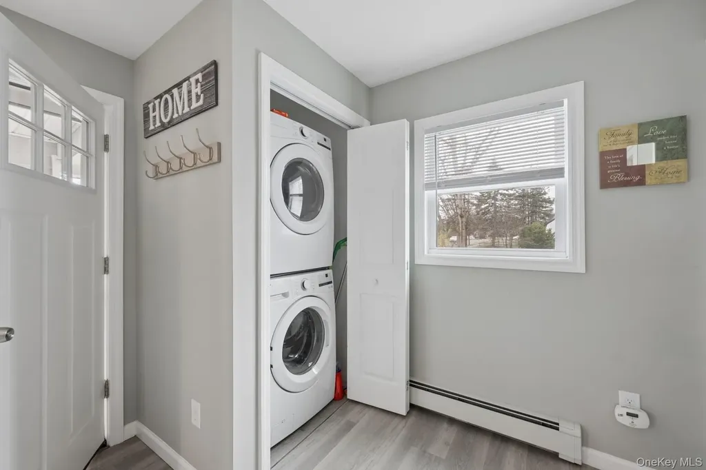 3 Roy Avenue West Islip NY 11795