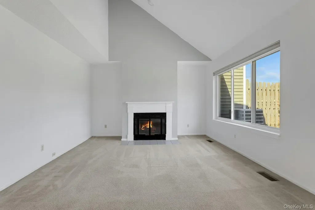 11 Cushing Green S Pawling NY 12564