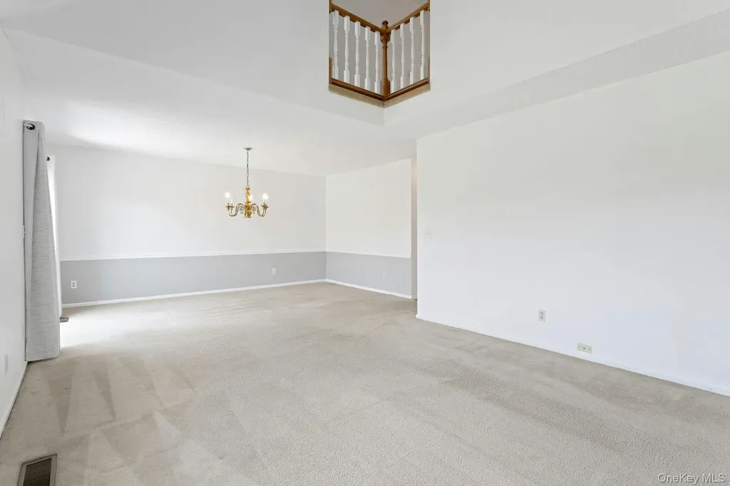 11 Cushing Green S Pawling NY 12564