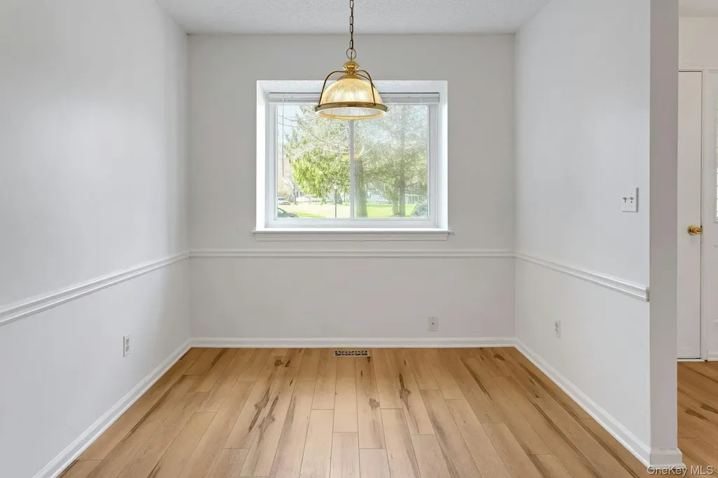 11 Cushing Green S Pawling NY 12564