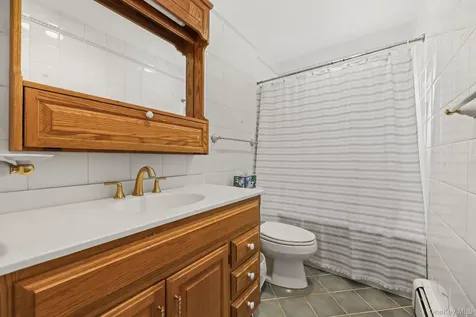 150 Rosedale Avenue White Plains NY 10605