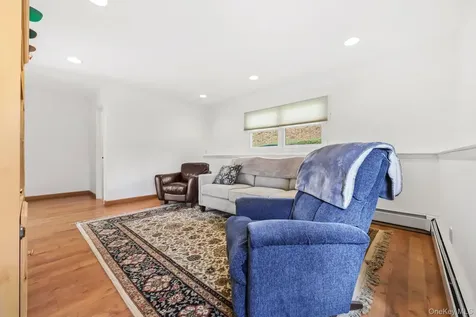 150 Rosedale Avenue White Plains NY 10605