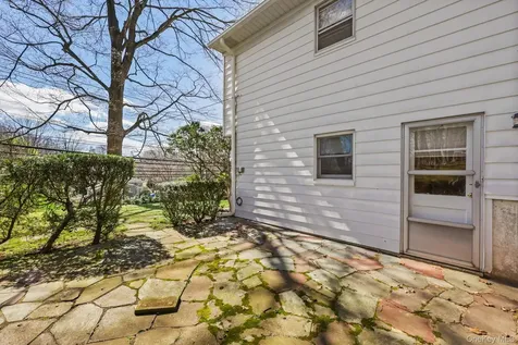 150 Rosedale Avenue White Plains NY 10605