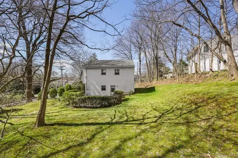 150 Rosedale Avenue White Plains NY 10605
