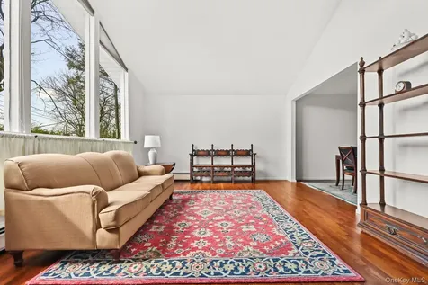 150 Rosedale Avenue White Plains NY 10605