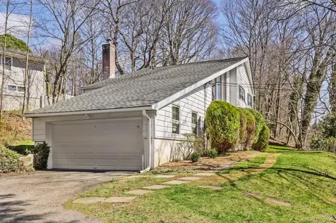 150 Rosedale Avenue White Plains NY 10605