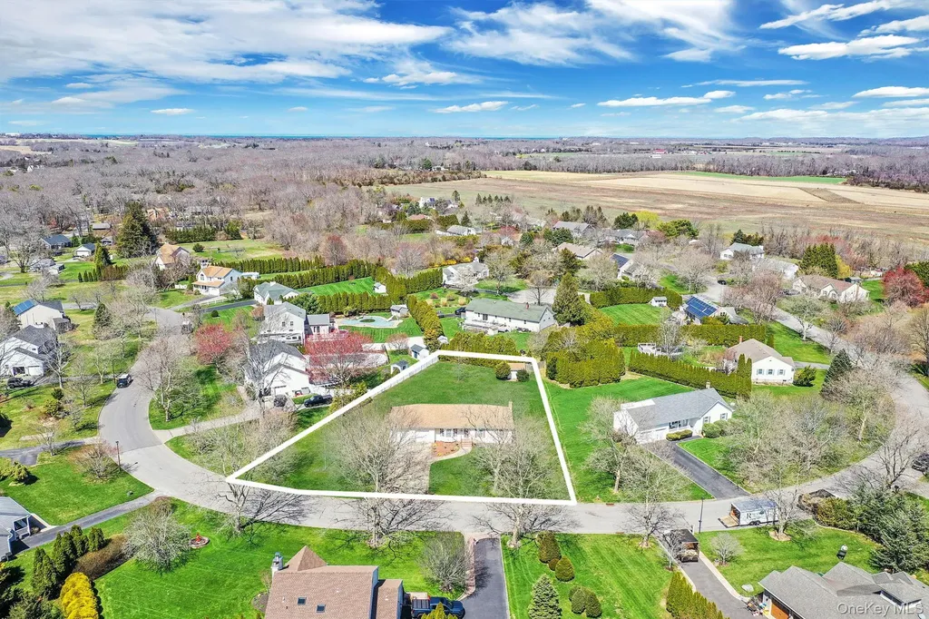 84 Crystal Drive Aquebogue NY 11931