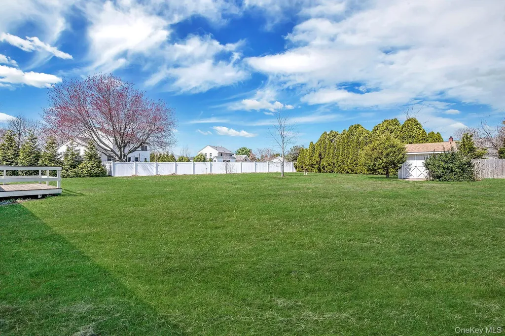 84 Crystal Drive Aquebogue NY 11931