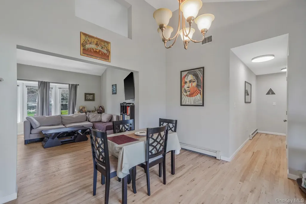 84 Crystal Drive Aquebogue NY 11931