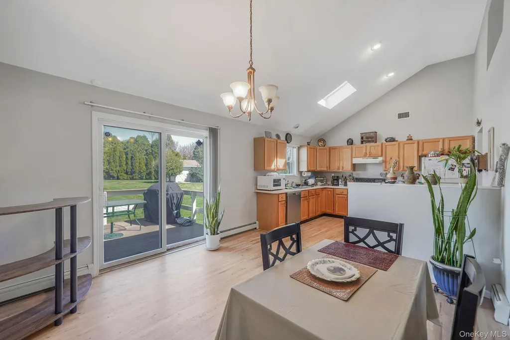 84 Crystal Drive Aquebogue NY 11931