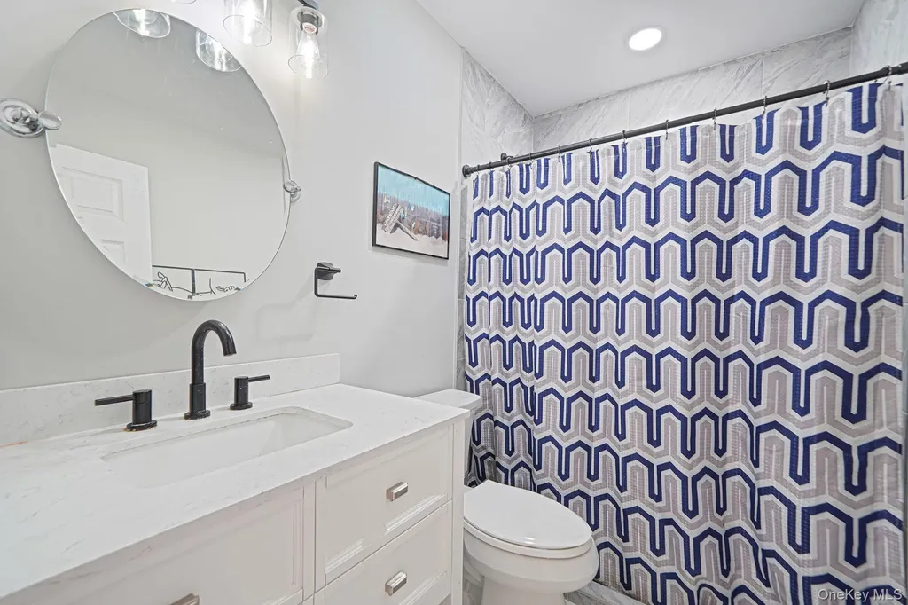 84 Crystal Drive Aquebogue NY 11931