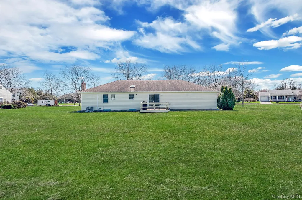 84 Crystal Drive Aquebogue NY 11931